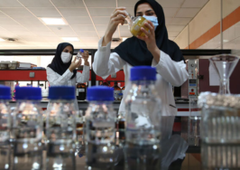اهمیت بررسی مواد اولیه داروهای ضروری و حیاتی